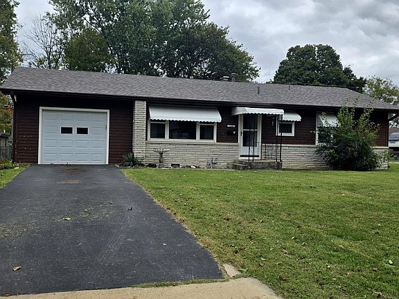 2nd image of 224 S Forest Lane