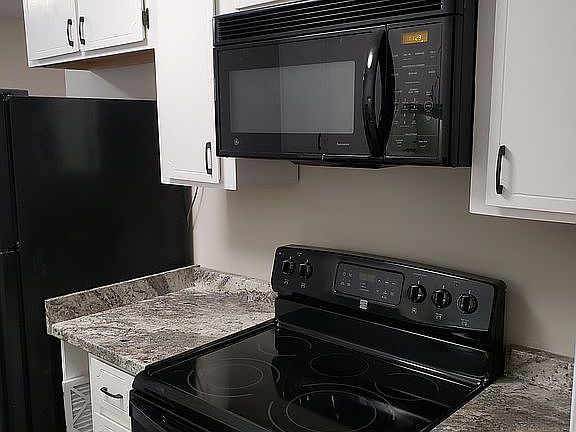 5th image of 224 Markwood Dr