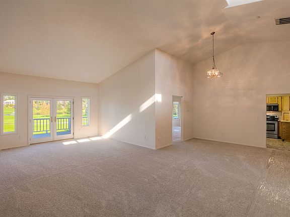 2nd image of 602 North Vlg
