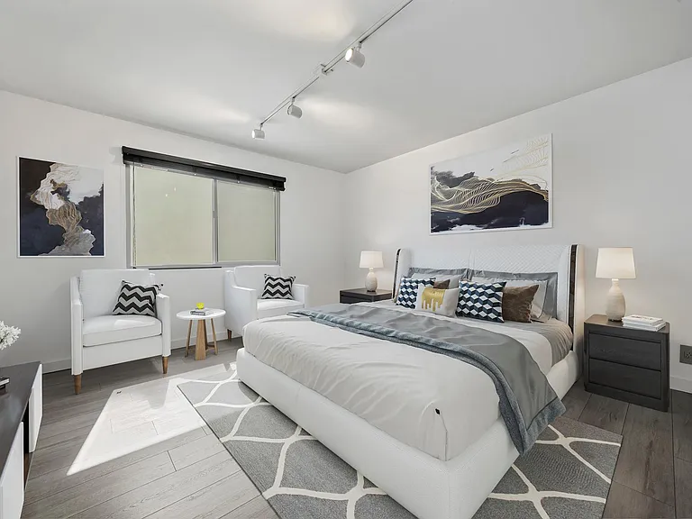 7250 Franklin Ave #1204 — Photo 16