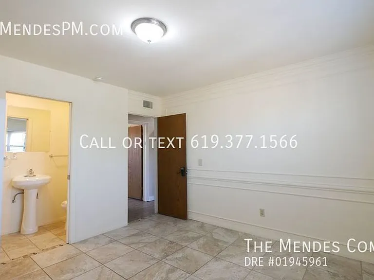 College Rental on 54th St. — Photo 16