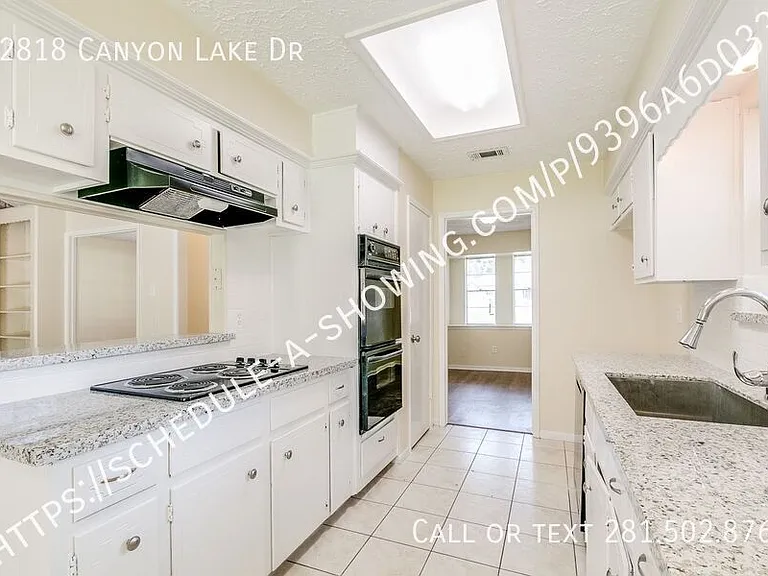 22818 Canyon Lake Dr — Photo 14