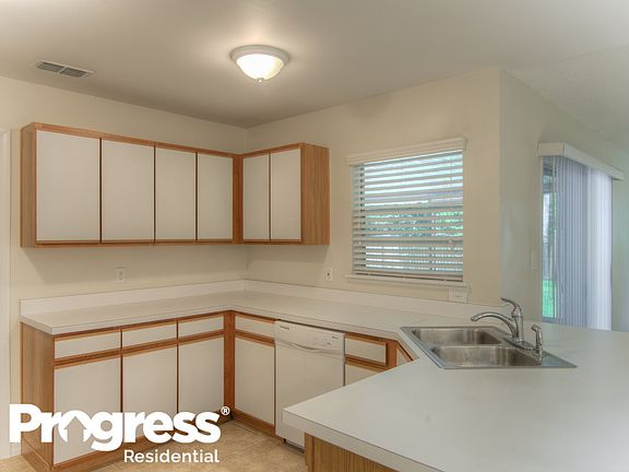 5th image of 1002 Turtle Creek Dr