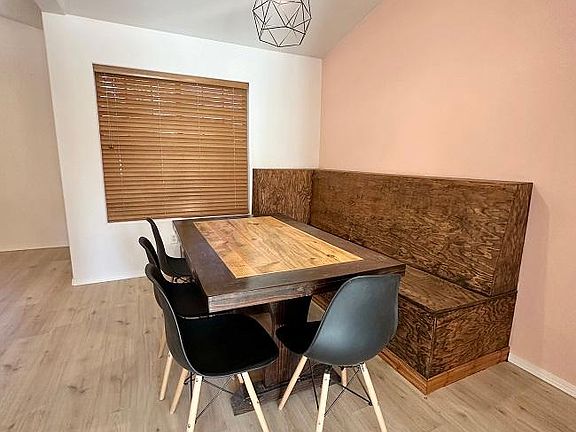 3rd image of 2621 S Avenue 7.5 E