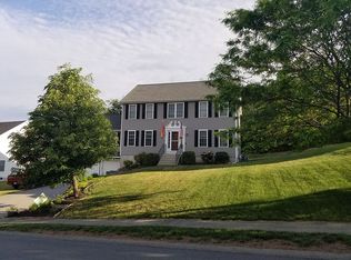 12 Eileen Ave, Clinton, MA 01510