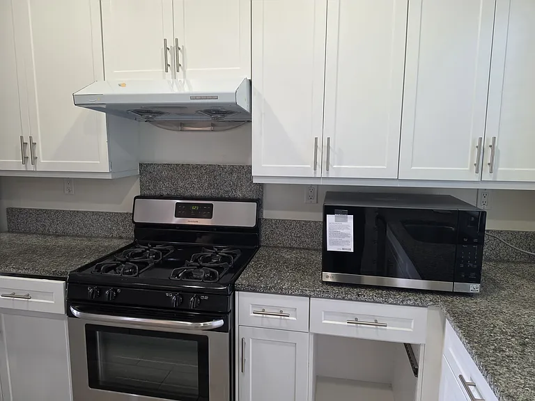 11333 Zapata Ave #26 — Photo 3