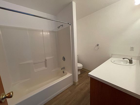Full bath