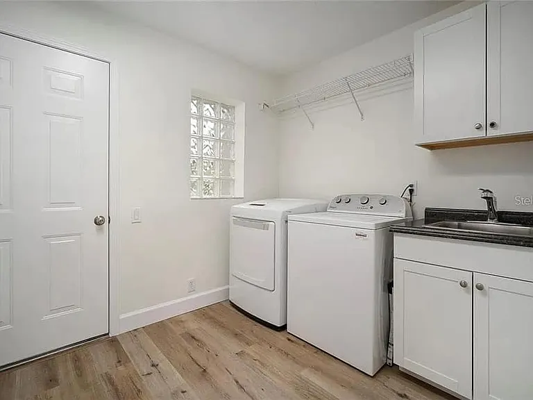 6540 Meandering Way — Photo 10