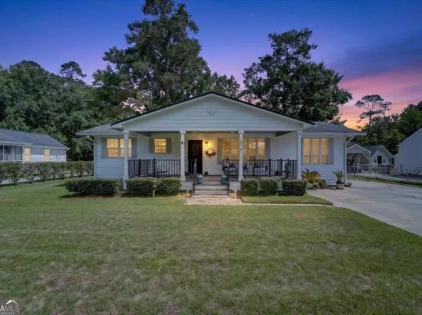 214 W Symons St, Pooler, GA 31322