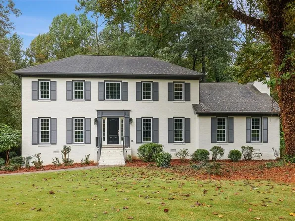5674 Denton Cir, Peachtree Corners, GA 30092