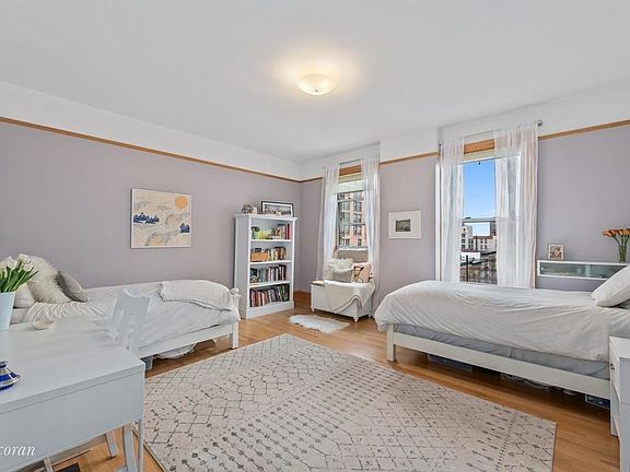 4th image of 301 W 108th St #8R