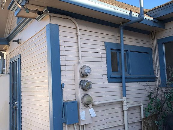 4th image of 1103 E L St