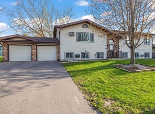548-554 Seminole Way, Deforest, WI