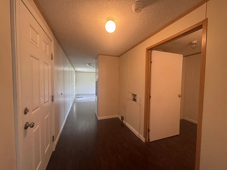 5148 Hudson Dr #5148 — Photo 7