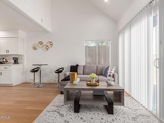 4th image of 7356 N 43RD Avenue