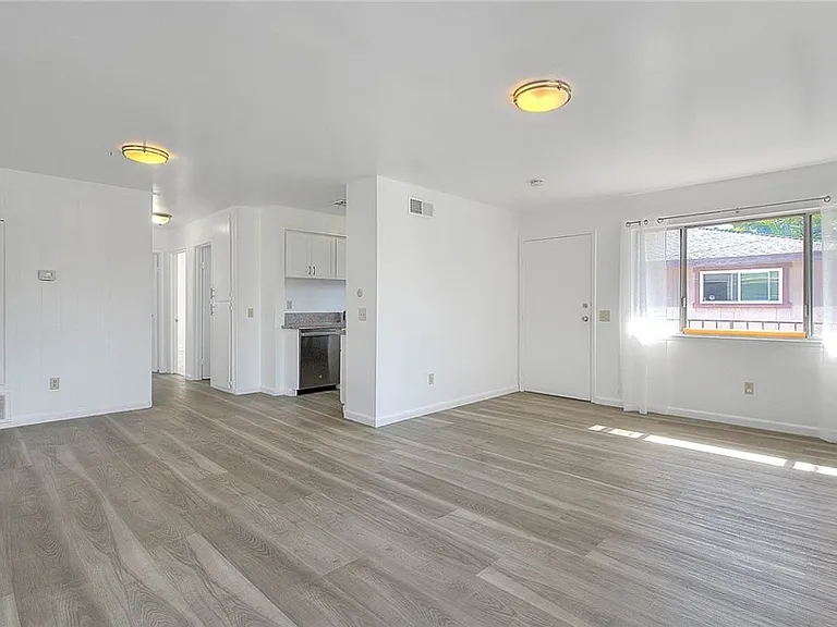 1104 S Mantle Ln #28D — Photo 11
