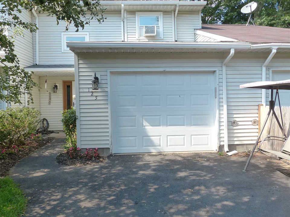 1st image of 125 Tallow Wood Dr