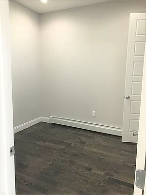 Rented by EXR | media 8