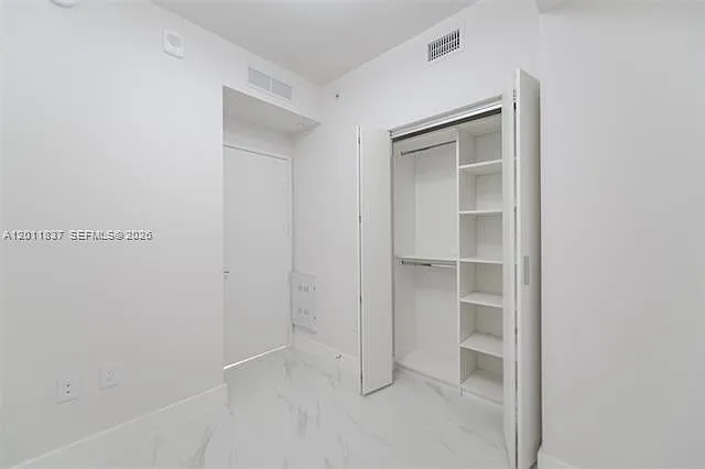 700 NE 24th St #904 — Photo 22