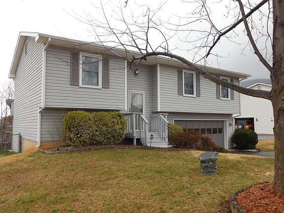 5th image of 64 Vela Cir