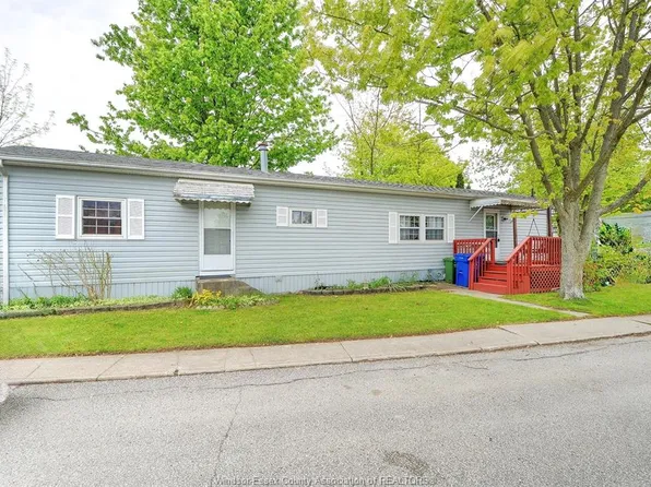 8 Ash Ct, Essex, ON N0R 1J0