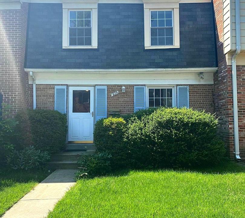 1st image of 929 Paulsboro Dr