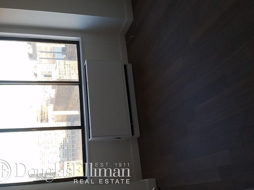 1st image of 200 E 33rd St APT 28G
