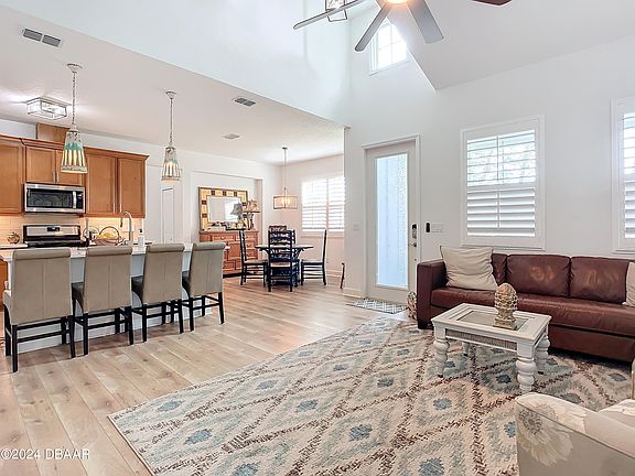5th image of 532 Landshark Blvd
