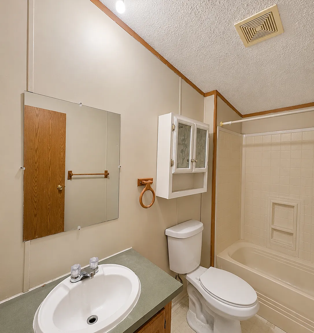 3 bed, 1216 sqft, $1,099 — Photo 4