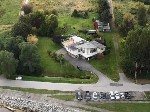 2860 River Rd, Richmond, BC V7C 1A1