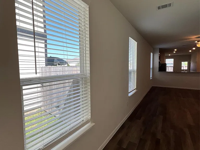 4410 Rushing Ridge Ct — Photo 4