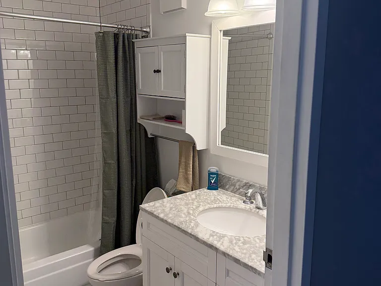 111 W Maple St #1807 — Photo 6