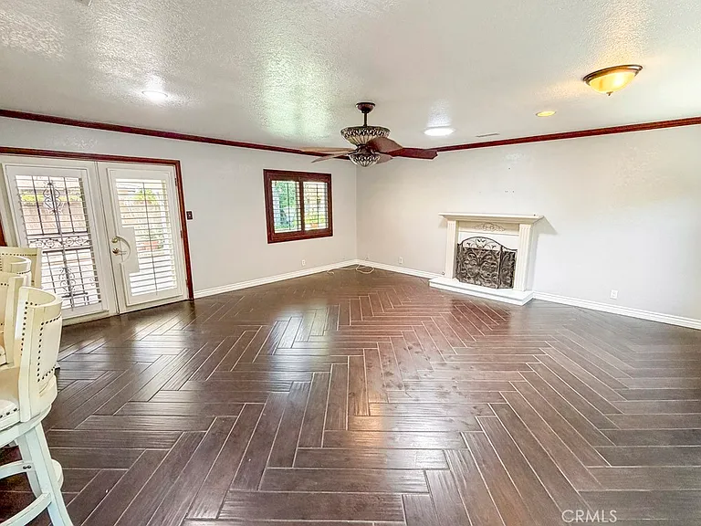 16207 Inyo St — Photo 12