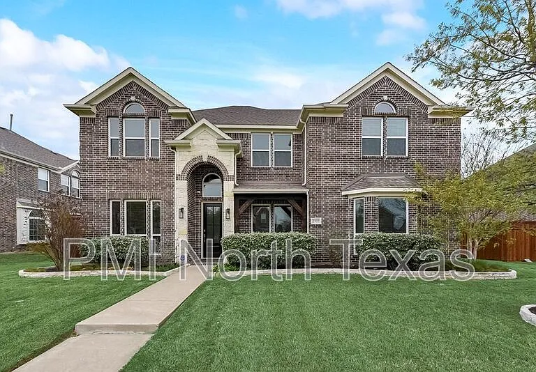 2992 Brianna Dr — Photo 1