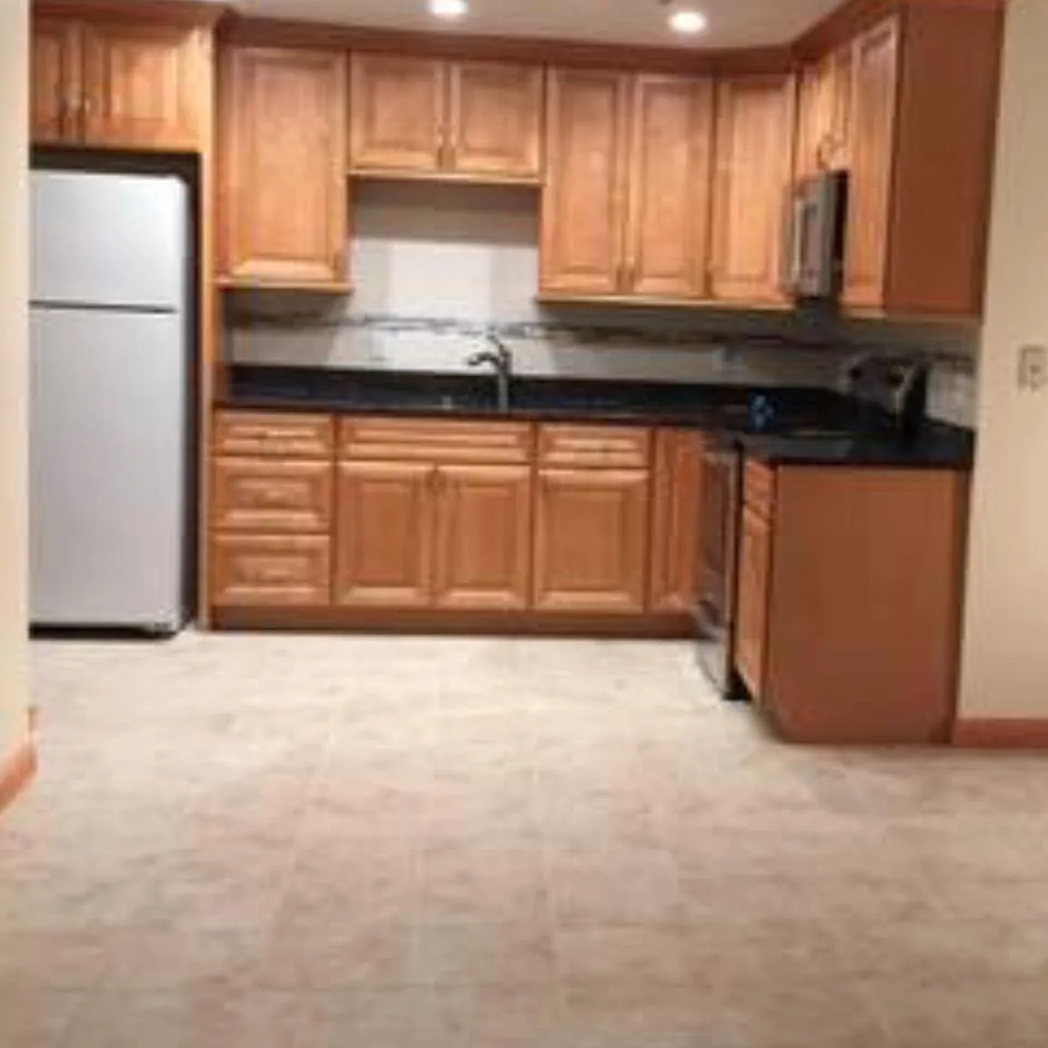 85 Charles Street — Photo 2