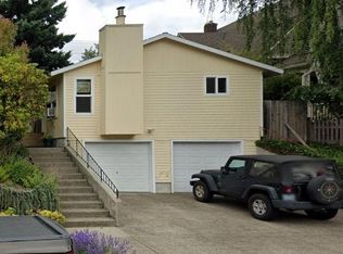1427 SE Salmon St, Portland, OR 97214