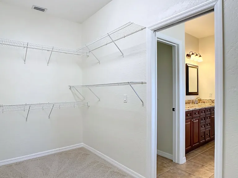 10809 Masters Dr — Photo 5