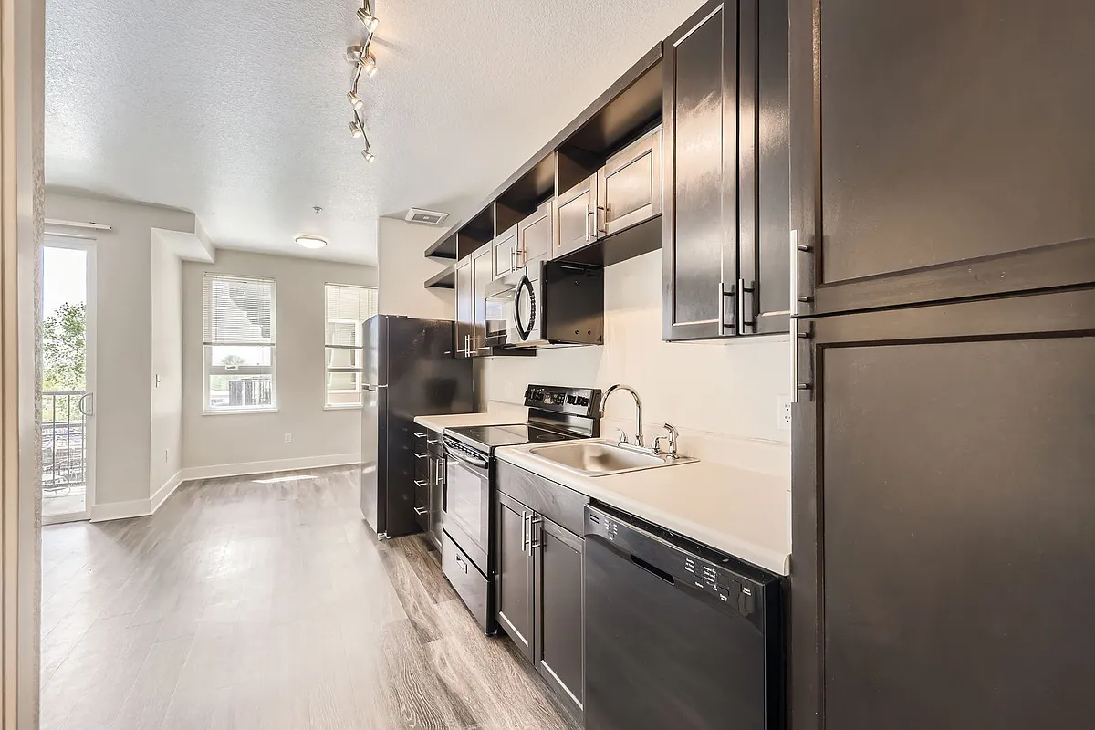 Kitchen - SloHi Flats