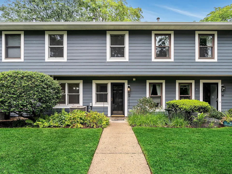 13 Briarwood Ct #E