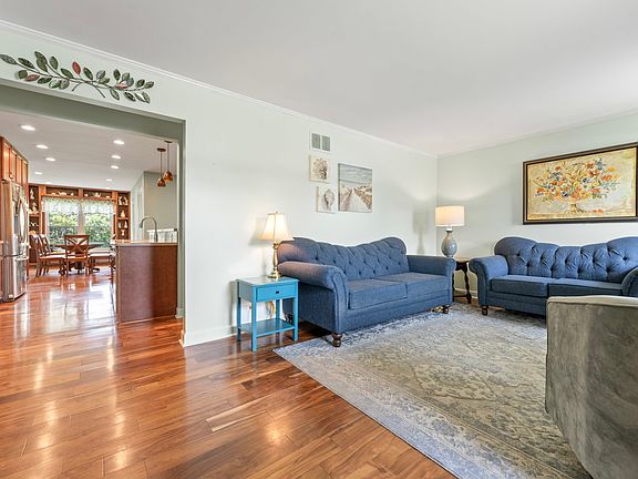 5th image of 23610 N Overhill Dr