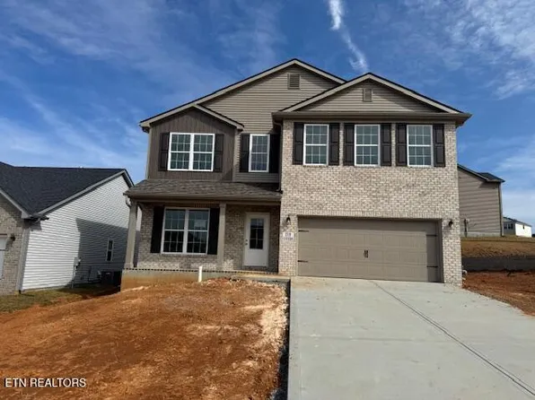 218 Clover Meadow Ln, Maryville, TN 37801