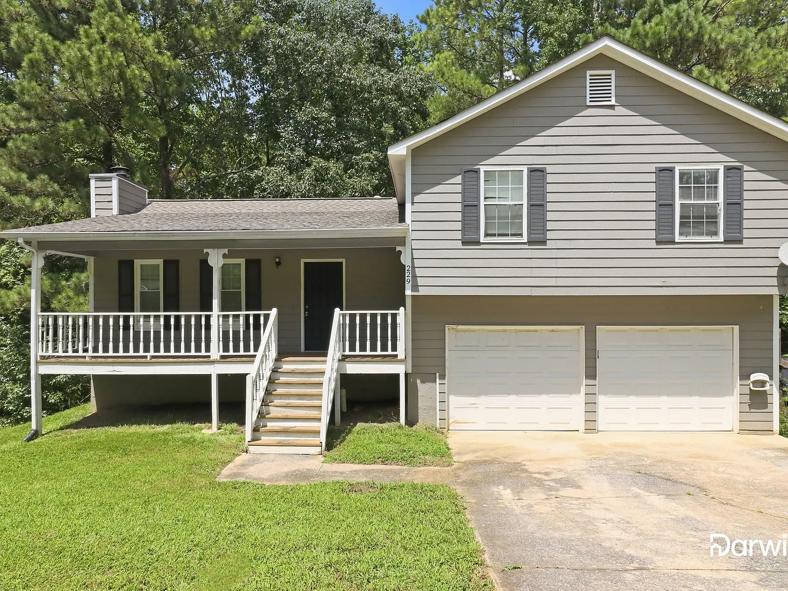 3 bed, 2.0 bath, 1104 sqft, $1,690 — Photo 1