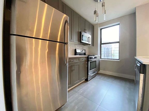 2nd image of 529 W 158th St #6AA