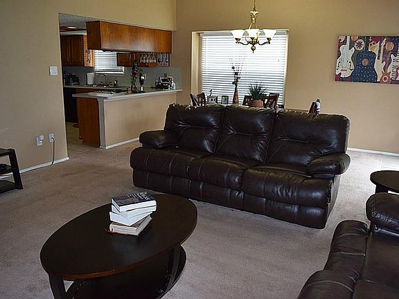 4th image of 7522 Hablo Dr