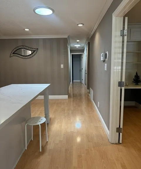 421 Ariel Dr — Photo 4