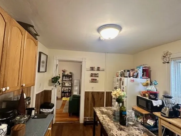 86 Prentiss St APT 2, Watertown, MA 02472