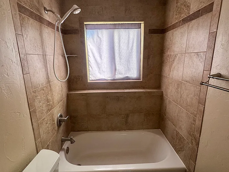 1125 Cree Dr — Photo 12
