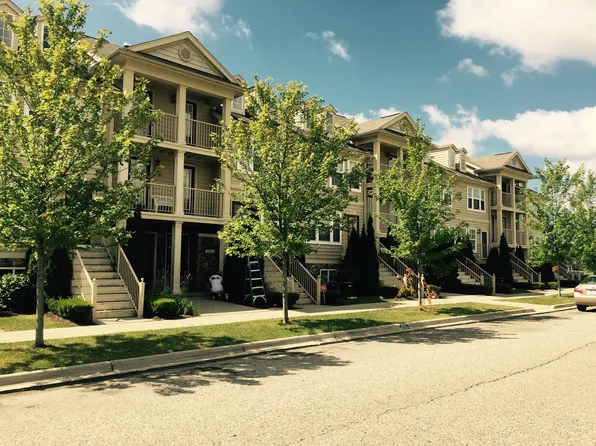 675 Lewa Downs Dr #9, Pontiac, MI 48341
