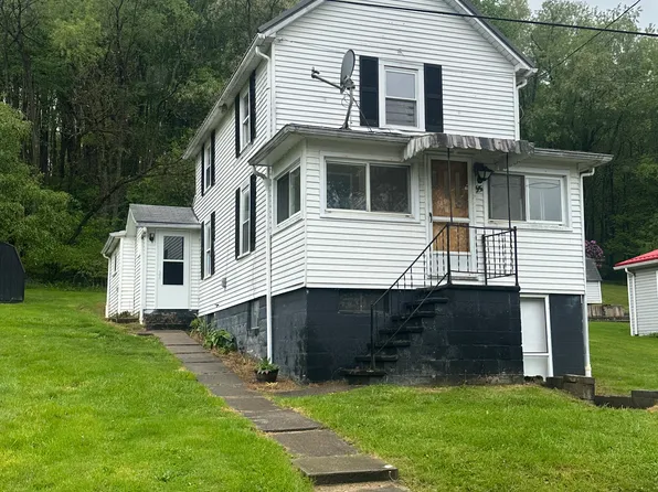 95 W 4th St, Aultman, PA 15713