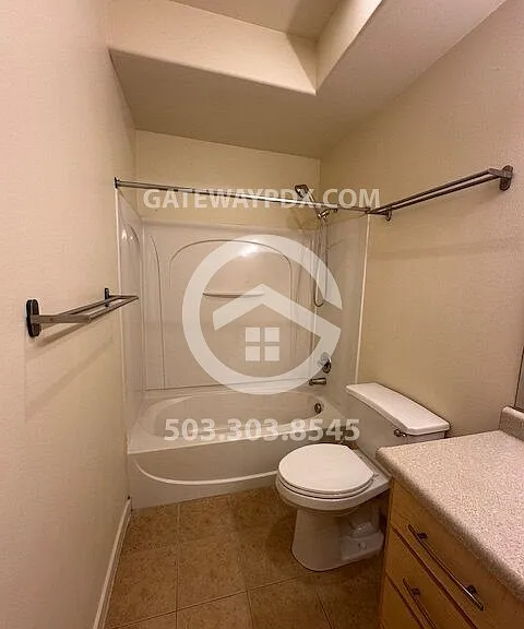 400 NE 100th Ave #111 — Photo 16